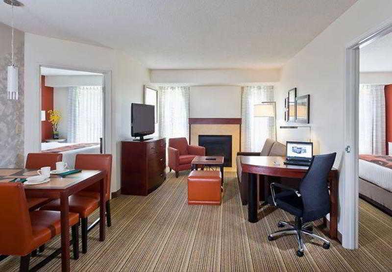 Residence Inn Canton North Canton Bilik gambar